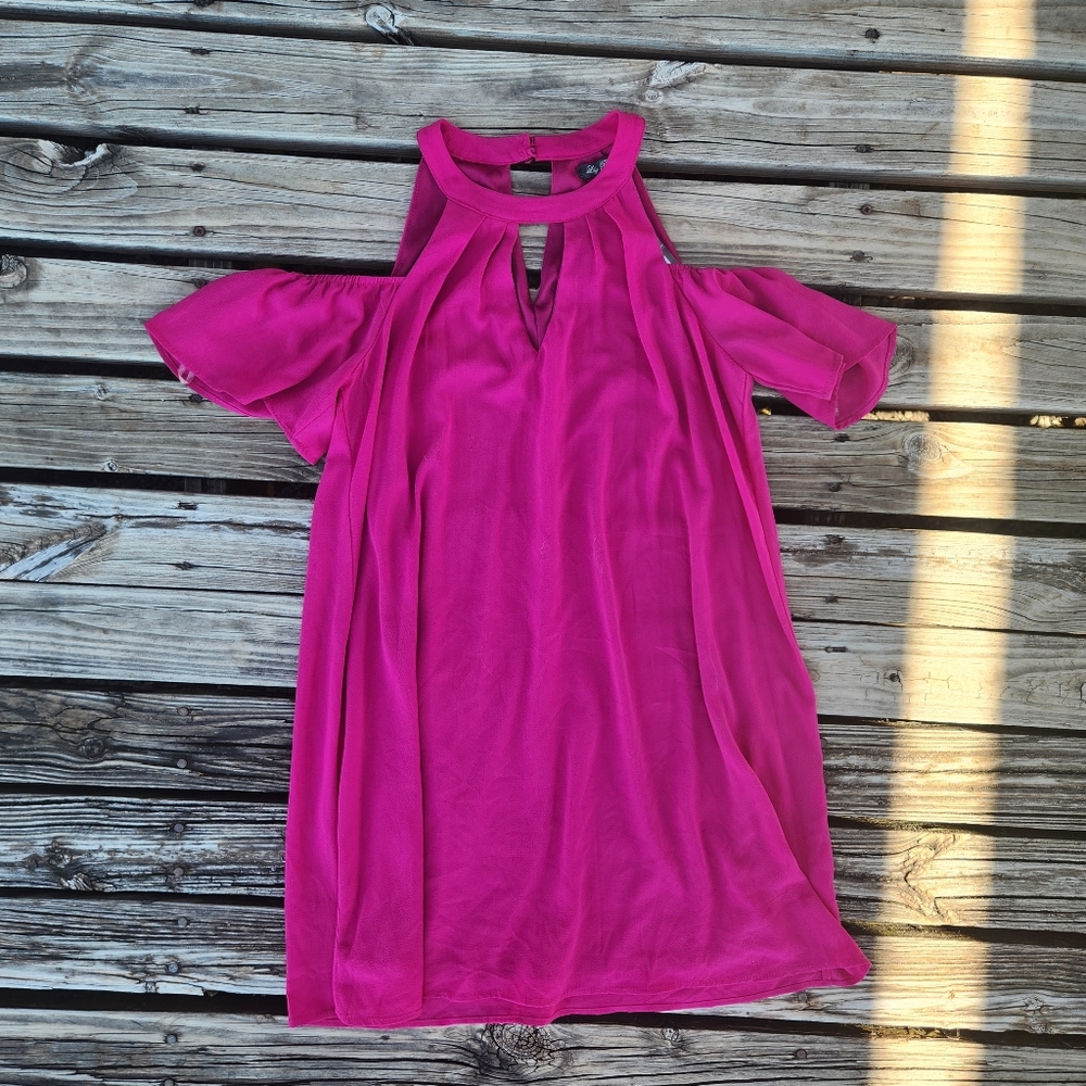 NWT Lily Rose Pink Fuchsia Dress Small Off The Shoulder Flowy Spring Summer